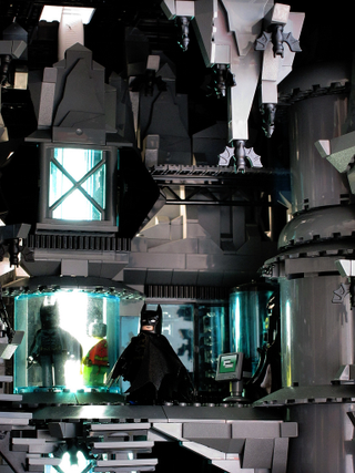 Illustration for article titled Holy Batman and His Bloody Amazing 9,000-Brick Lego Batcave!